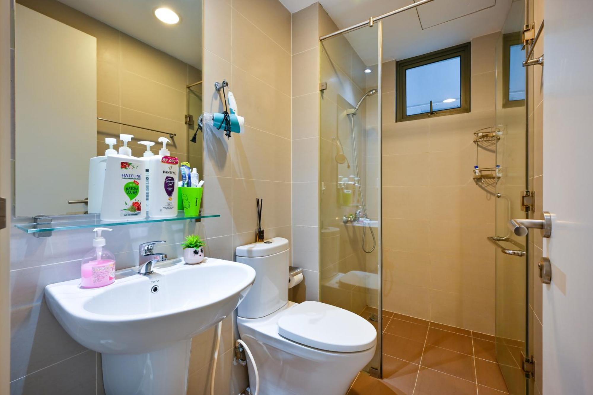 Wonderful 2 Bedroom Condo In Masteri T1, Fully Furnished With Full Amenities Ho Chi Minh City Exterior photo